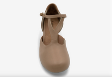 Load image into Gallery viewer, Capezio Charlotte 2.5" Character Shoe  829W