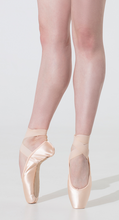 Load image into Gallery viewer, Nikolay Super Triumph Pointe Shoe