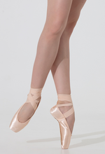 Load image into Gallery viewer, Nikolay DreamPointe Pointe Shoe Medium Flex (MF)