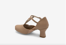 Load image into Gallery viewer, Capezio Charlotte 2.5&quot; Character Shoe  829W
