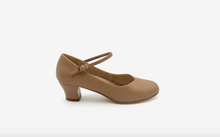 Load image into Gallery viewer, Capezio Cassie Jr. Character Shoe 831
