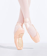Load image into Gallery viewer, Capezio Kylee Pointe Shoes 1140W
