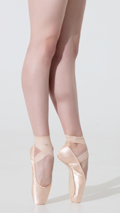 Nikolay Super Triumph Pointe Shoe